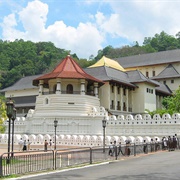 Temple of the Sacred Tooth, Sri Lanka