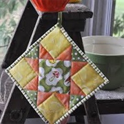 Quilt a Potholder