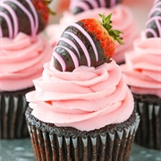 Chocolate-Covered Strawberry Cupcake