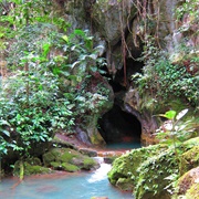 Actun Tunichil Miknal Cave, Belize