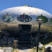 Outer Banks Futuro House (Permanently Closed)