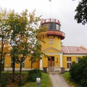 The Struve Geodetic Arc