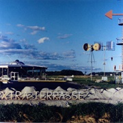 L' Extra-Terrasse (Permanently Closed)