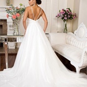 Wedding Dress With Straps in V-Shape