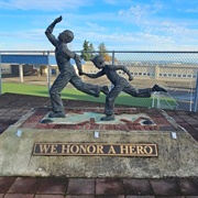 &#39;We Honor a Hero&#39; Memorial