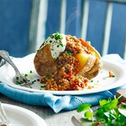 Jacket Potato With Chili Con Carne