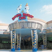 Snoopy's Backlot Café