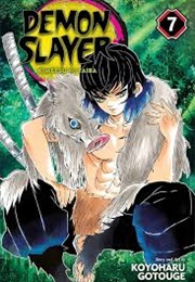 Demon Slayer: Trading Blows at Close Quarters (Vol 7)