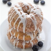 Cinnamon and Berry Donut