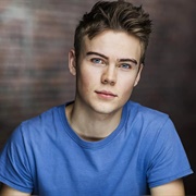 Gage Munroe (Marshall's English Voice Actor in PAW Patrol)