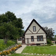 Shakespeare Garden & Anne Hathaway Cottage