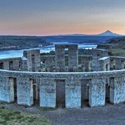 Maryhill Museum and Stonehenge