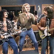 S25E16 - Christopher Walken/Christina Aguilera (2000)