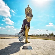 Statue of Shakira, Colombia