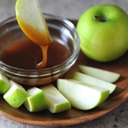 Apple Slices Caramel Dip
