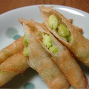 Vegetable and Edamame Spring Rolls