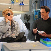 Snoozin' for a Bruisin'