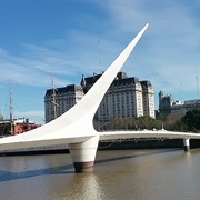 Woman's Bridge, Argentina