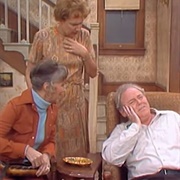 All in the Family - S5, E6: &quot;Archie&#39;s Helping Hand&quot;