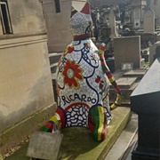 Grave of Le Chat, Montparnasse