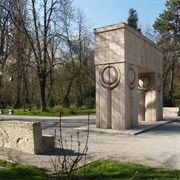 Brâncusi Monumental Ensemble of Târgu Jiu