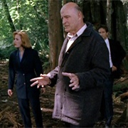 The X-Files: "Clyde Bruckman's Final Repose" (S3,E4)