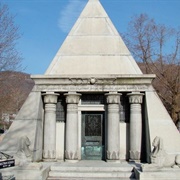 Mausoleum of Egbert Ludovicus Viele
