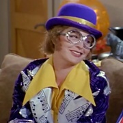 Elton John (Daphne, Frasier)