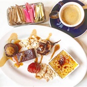 Café Gourmand