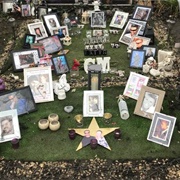 George Michael Memorial (Permanently Closed)