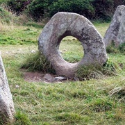 Mên-An-Tol (Circle Stone)