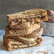 Grilled Banana and Nutella Sandwich