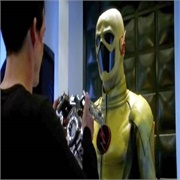 The Flash: "The Man in the Yellow Suit" (S1,E9)