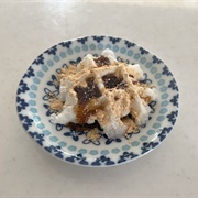 Kuromitsu Drizzle Waffle