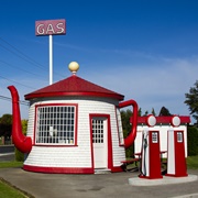 Teapot Dome Service Station, Zillah, Washington, USA