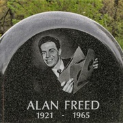 Grave of Alan Freed