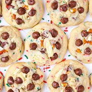 Santa's Trash Cookies
