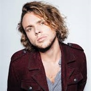 Ashton Irwin