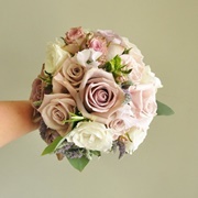 Tea Rose Bouquet
