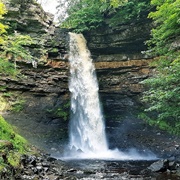 Hardraw Force, Yorkshire Dales, England