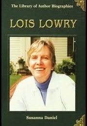 Lois Lowry (Susanna Daniel)