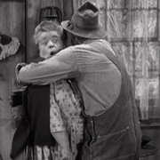 Briscoe Declares for Aunt Bee