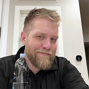 Dan Pearce (Bisexual, He/Him)