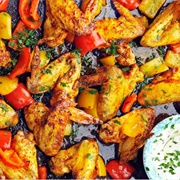Buffalo Wings and Smoky Wings With Bell Peppers (Pepper Platter)