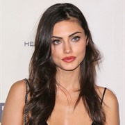 Phoebe Tonkin
