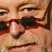 Adrian Truss (Earl of Barkingburg's English Voice Actor in PAW Patrol)