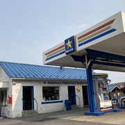 Reighard's Gold Star Service Station