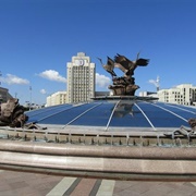 Fountain of Three Storks