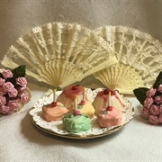 Samantha's Party Treats (American Girl)