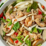 Kole Tang (Ctenochaetus Strigosus)